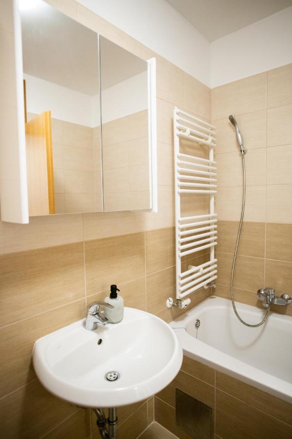 Apartman Martes Slavonski Brod Exterior foto